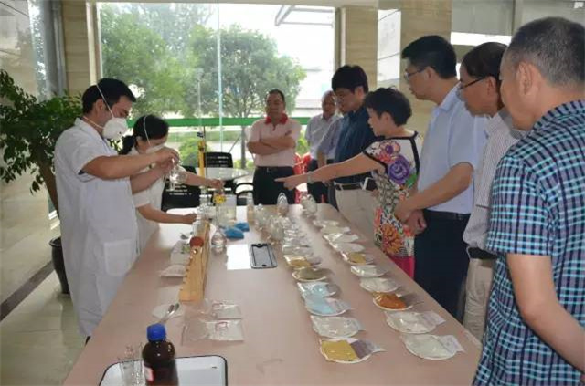 ũҵ���쵼���ŵ����ӹ�����ҳ���Ųιۿ���