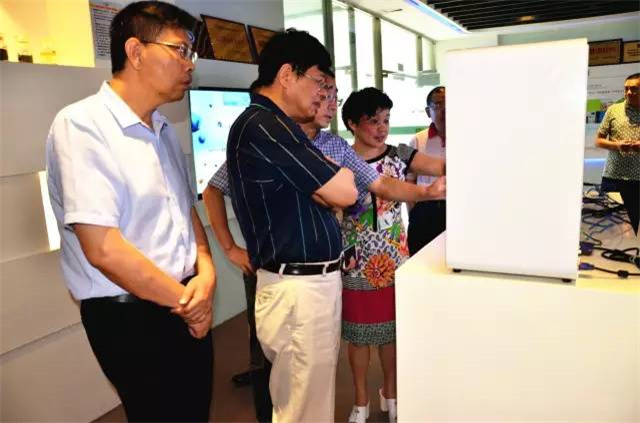 ũҵ���쵼���ŵ����ӹ�����ҳ���Ųιۿ���